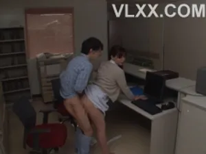 Em người yêu bị hiếp dâm tập thể trước mặt tôi