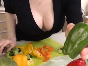 Cặp đôi trong nhà vệ sinh trung tâm mua sắm bí mật tình yêu creampie tràn phiên bản đầy đủ